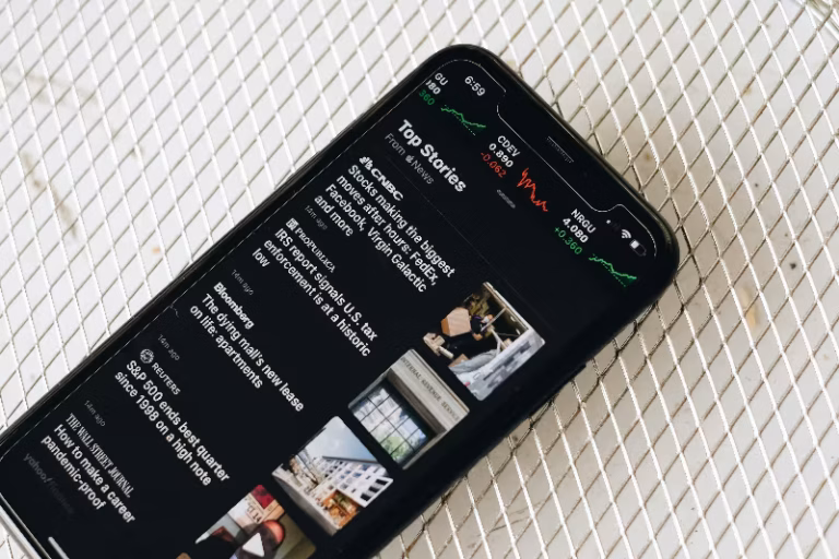 Your Brain on a 24/7 News Cycle: How to Stay Informed Without Losing Your Mind